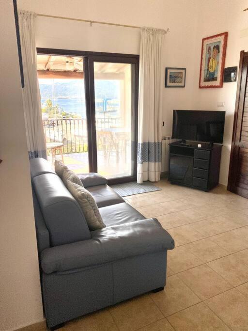 Appartamento Con Terrazza Vista Mare. أرباتاكْسْ المظهر الخارجي الصورة